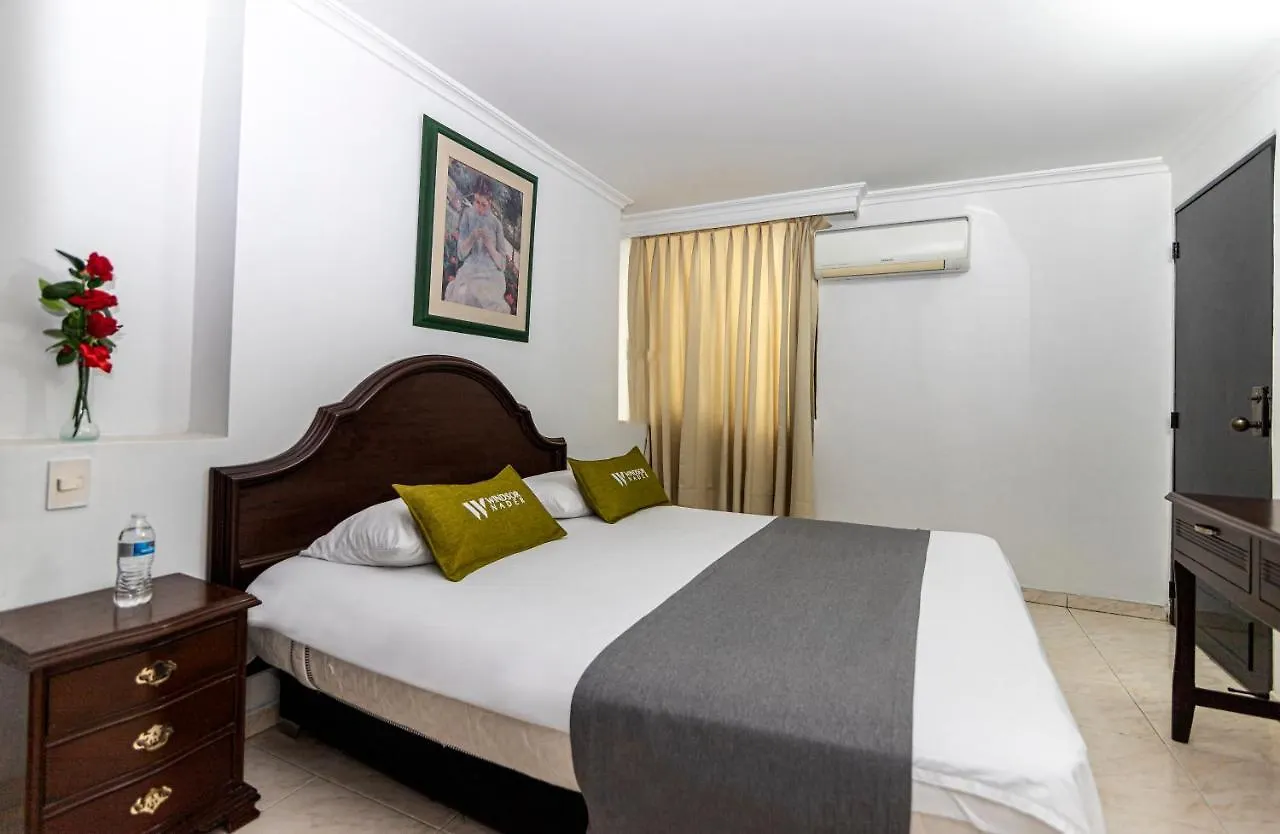 Hotel Windsor Plaza - Downtown كالي