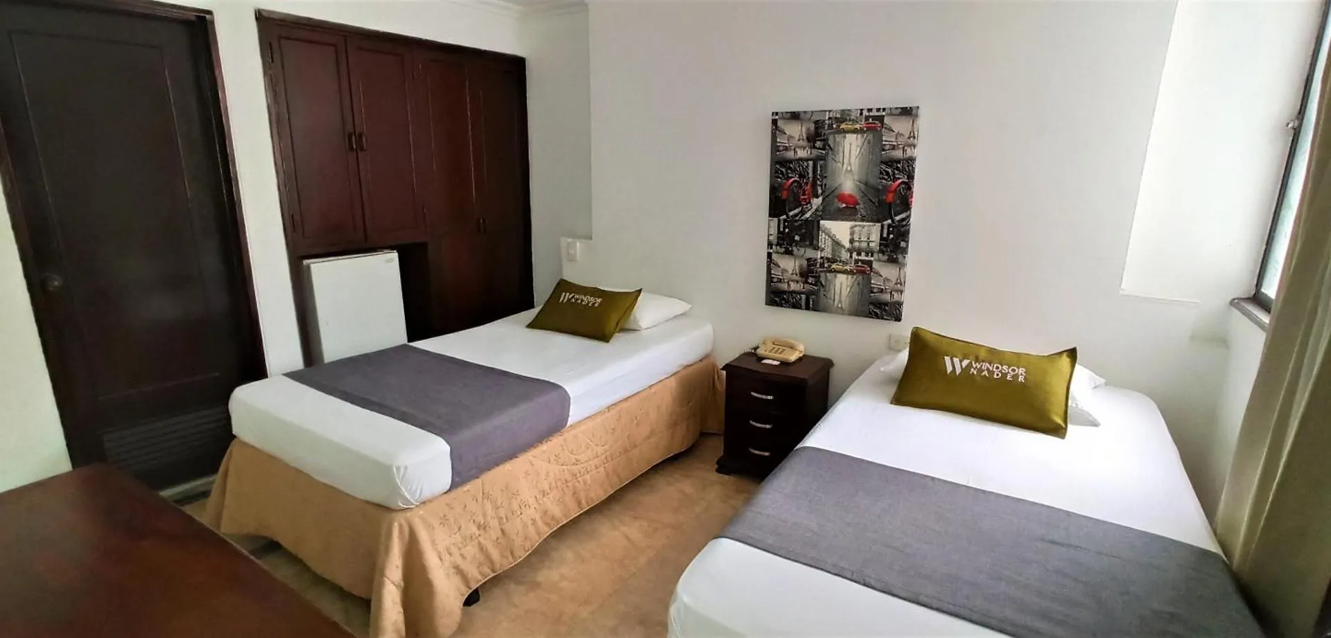 Hotel Windsor Plaza - Downtown كالي
