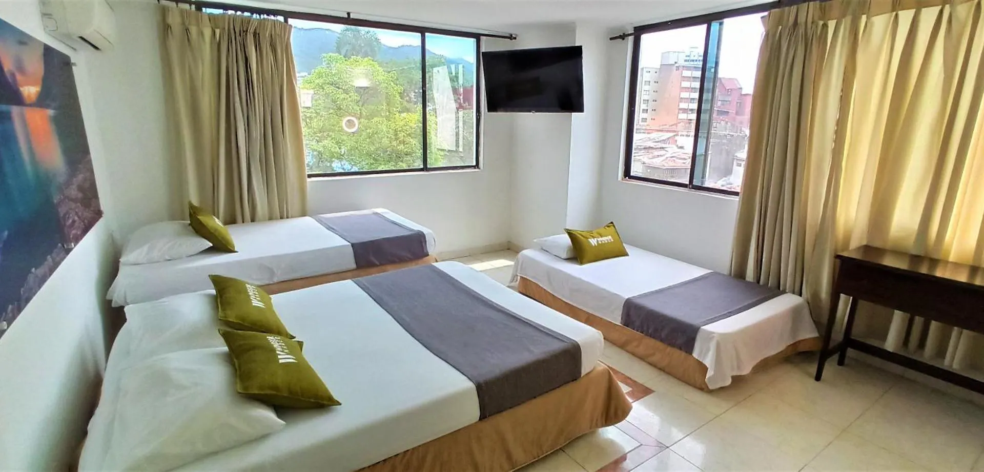 Hotel Windsor Plaza - Downtown كالي